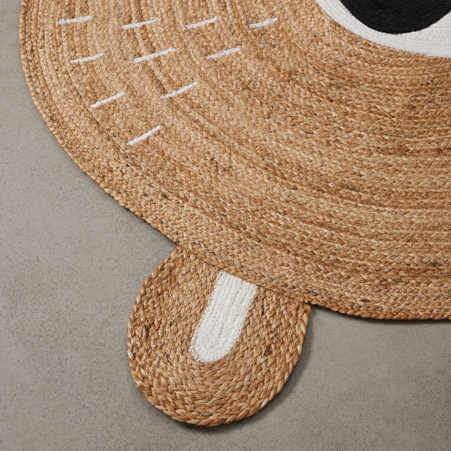 TINY TOWNHanf-Teppich Bär Ø110cm - Image 7